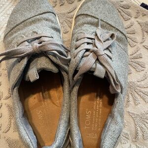 TOMS Women's Gray Sneakers